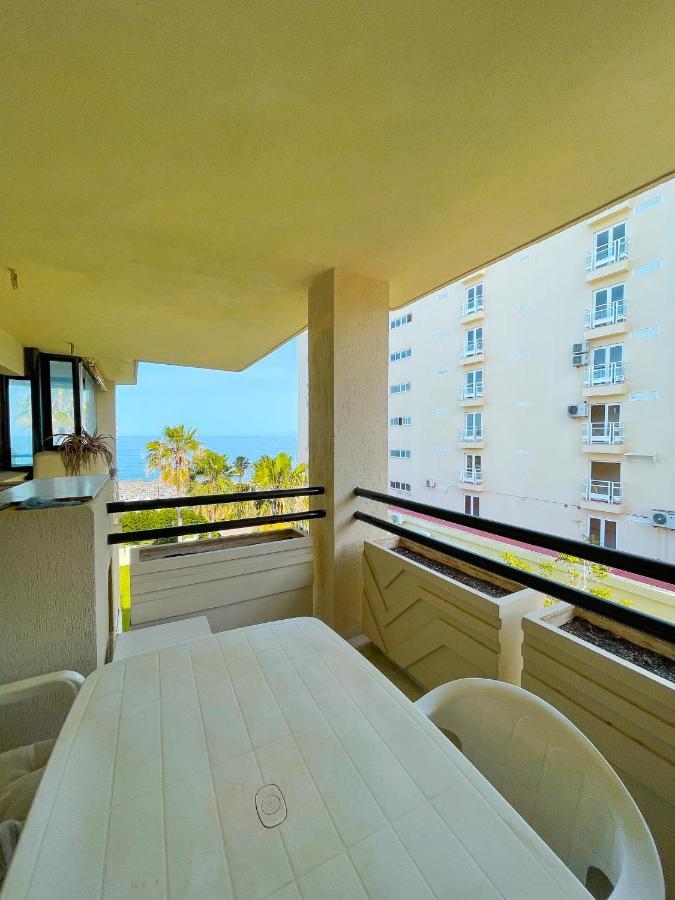 Seafront Apartment With Direct Access To The Beach Torremolinos Exterior foto