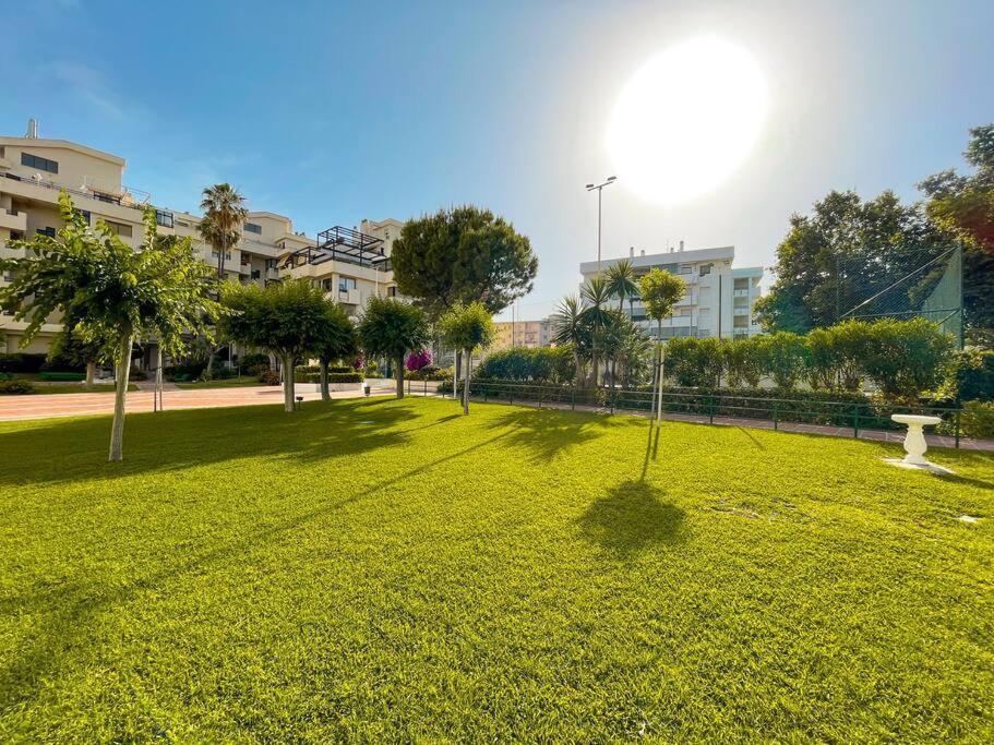 Seafront Apartment With Direct Access To The Beach Torremolinos Exterior foto